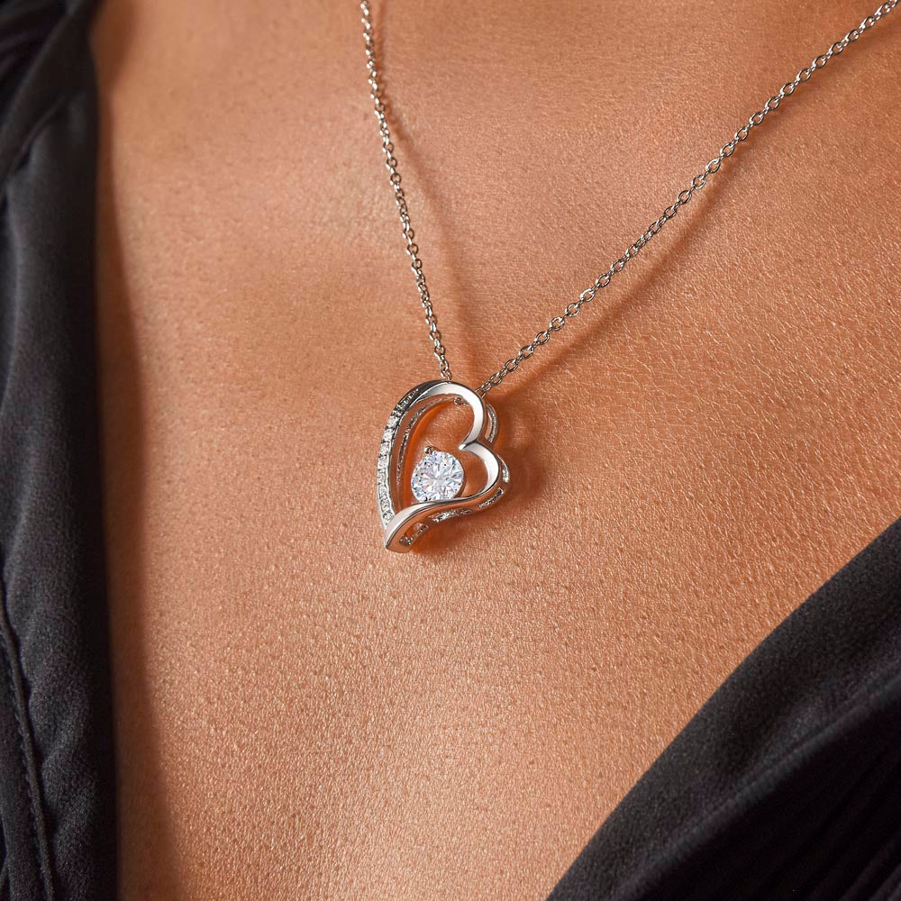 To My Loving Wife Necklace – Romantic Valentine's Day & Anniversary Gift